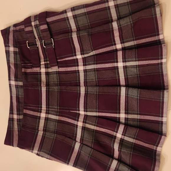 French Toast Plaid Uniform Skirt With Shorts Underneath Size 8 Adjustable Waist - Picture 1 of 5